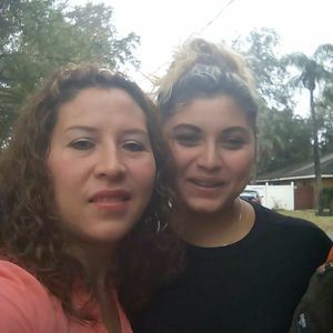 Meet your Posher, Andreina